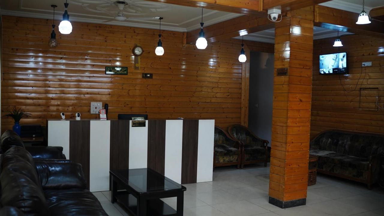 World Residences Srīnagar Esterno foto
